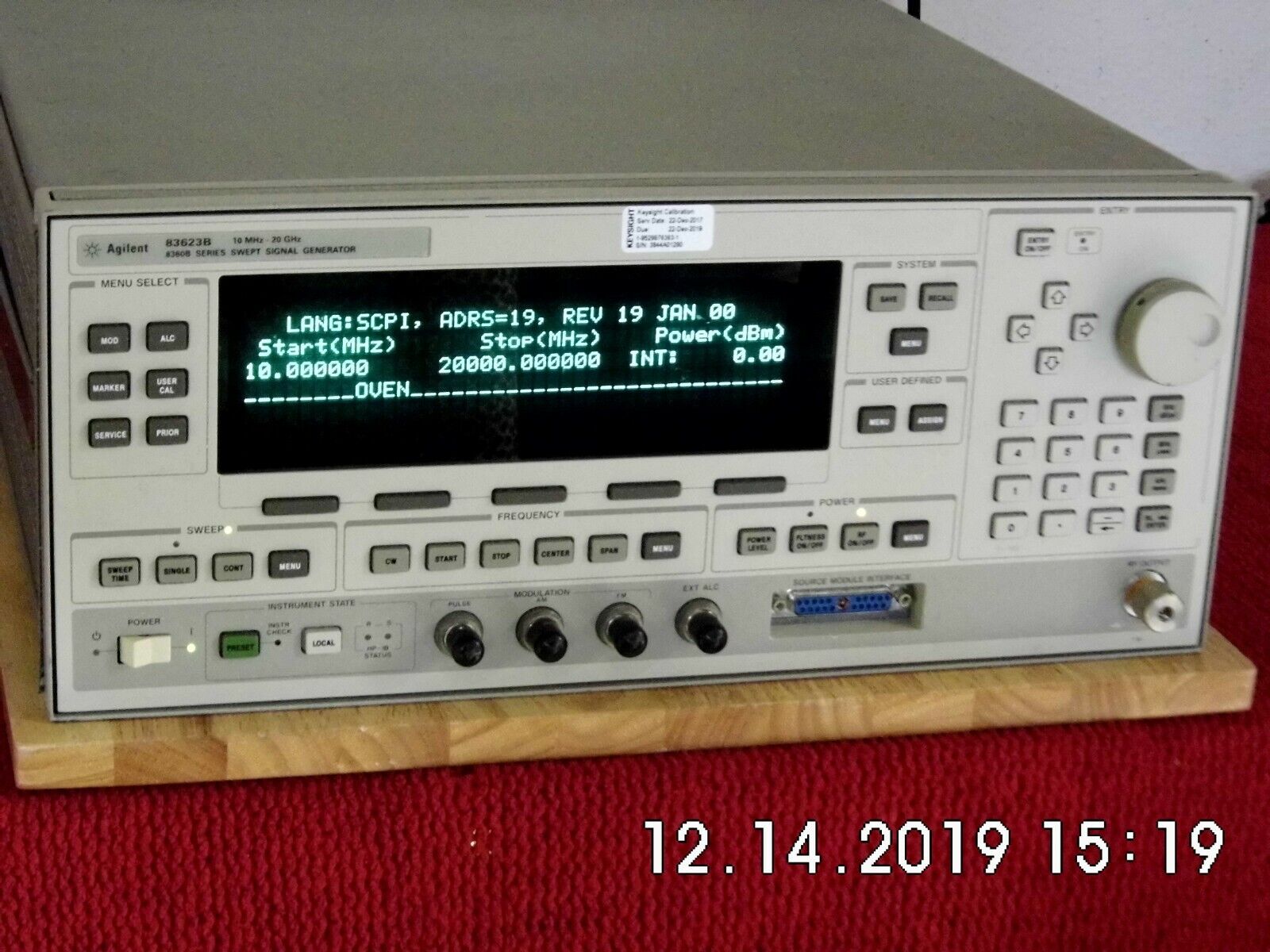 Agilent HP 83623B w/001/008 High Power Synthesized Sweeper- exp. Keysight Cal. Agilent HP 83623B w/001/008 High Power Synthesized Sweeper- exp. Keysight Cal.